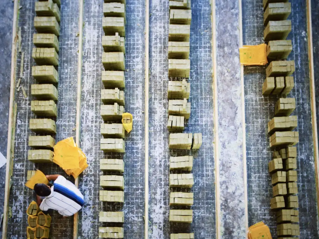 包头富淼环保：脱硫塔与除尘器在电厂烟气治理中的协同应用