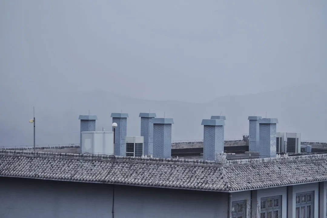 工业烟气达标排放配置方案:脱硫塔、喷淋层与除雾器的选型搭配要点正文配图 2